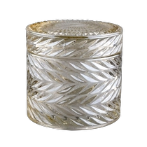 Tsina eleganteng dahon na disenyo glass candle jar na may takip Manufacturer