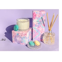 Tsina Hot sale geo cut 250ml glass candle holder na may katugmang glass bottle para sa pakyawan Manufacturer