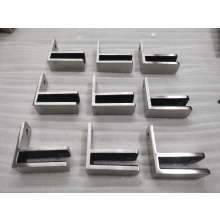 China 316 Stainless Steel Square Wall Mounted Glass Clamp Clip Bracket Holder on Tempered or Laminated Glass manufacturer