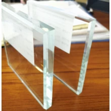 Chiny Szklane hartowane szkło o grubości 8-15 mm do szklanych balustrad szklanych drzwi i okien producent