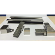 Cina 8K acciaio inossidabile 316L tubo di fessura corrimano smalto per 10-12.0mm il vetro di spessore produttore
