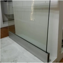 China Aluminum U channel use for 12mm deck glass fence Hersteller