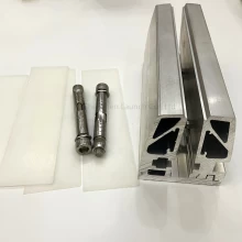 China Canal de alumínio u para balaustrada de vidro sem moldura fabricante
