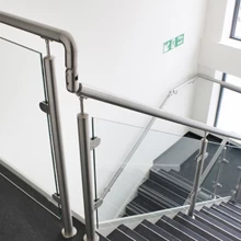 China China stainless steel 316 handrail post with tempered glass panel filled in  for stair manufacturer