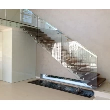 Kiina Moderni sisätiloissa kehystön karkaistu lasisäiliö, jota käytetään portaassa valmistaja