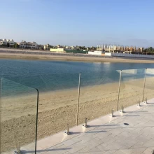 Chine Chine verre sans cadre clôture de piscine en verre pince SBM fabricant