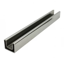 China grades de vidro de aço inoxidável com fenda tubo corrimão único slot tubo rectangular fabricante