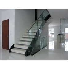 China Außen-Balkon Treppe aus gehärtetem Glas Geländer Hardware Glas Standoff Hersteller