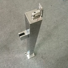 Chine acier inoxydable poli 316 verre balustrade tuyau carré rampe en verre après fabricant