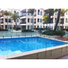 China stunning look 12mm frameless swimming pool fence manufacturer