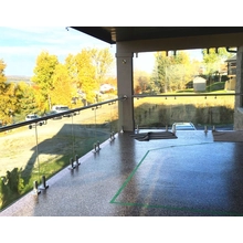 China 12mm gehard glazen balustrade met roestvrij stalen leuningen fabrikant