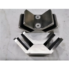 China 90 Grad quadratischer rahmenloser Glasklemmverbinder Hersteller