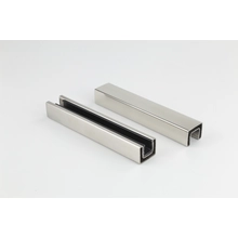 Cina Balcone Frameless Glass Railing U Canali con parapetto di cancello con corrimano produttore