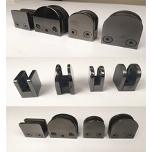 Chine Clip en verre en verre en acier inoxydable D Shape pour la balustrade en verre fabricant