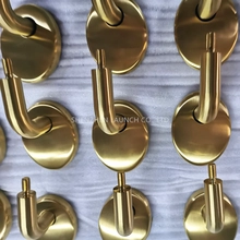 China Gouden kleur roestvrij stalen muur mount leuning beugel fabrikant