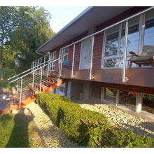 China Modern Design Stair Railing Stainless Steel 304/316 Outdoor Balustrade Handrail manufacturer