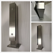 Chine Poste de balustrade courte en acier inoxydable pour rouleaux en verre sans encadrement fabricant
