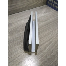 Китай Aluminum u channel modern design for balcony railing pool fencing производителя