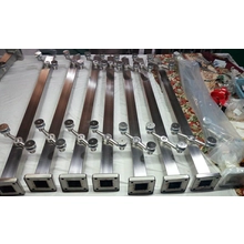 Chine poteau de balustrade d'araignée avec des angles réglables se détachent glas garde-corps d'escalier fabricant