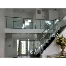 China stainless steel handrail round decking post glass metal handrail for steps manufacturer
