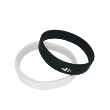 China Hot sale waterproof Silicone NFC RFID closed wristband for Gym club swimming pool manufacturer