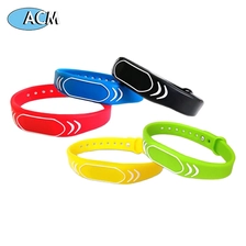 China Waterproof Adjustable NFC Bracelet with S50 F08 NTAG213 216 TK4100 T5577 EM4305 manufacturer