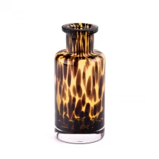 China Home Decor Elegant Amber Glass Perfume Aroma Reed Diffuser Bottles manufacturer