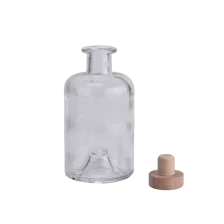 China 400ml clear glass reed diffuser bottle with mountain design manufacturer