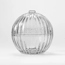 China Christmas Decoration Wedding Gift Glass Candle Jars Luxury Popular Round Glass Candle Jar With Lids manufacturer