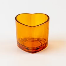 China Popular Custom Color Love Heart Shape Glass Candle Jars Wholesale manufacturer