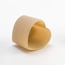 China Heart Shape matte color glass candle vessel decor manufacturer