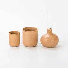 China Ceramic Candle Jars Ceramic Diffuser Bottles For Home Decoration manufacturer