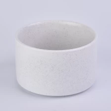 China Home Decoration Simple White Ceramic Candle Jars manufacturer