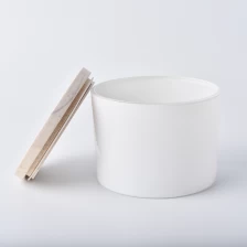 China High Quality Decorative White Glass Candle Jars With Wooden Lid manufacturer