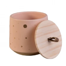 China Bulk luxury pink empty candle ceramic vessels with wood lid manufacturer
