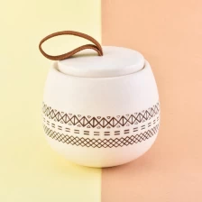 China 10oz 12oz Christmas luxury round ceramic candle jar with lid manufacturer
