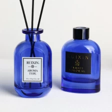 China Frasco difusor Oblate Flask Royal Blue com rótulos e tampas fabricante