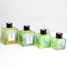 China Electroplated Square Green Glass Diffuser Bottles with Labels and Caps manufacturer