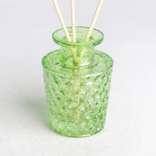 porcelana botella difusora de vidrio cortado geo con acabado de mota láser galvanizado verde transparente fabricante