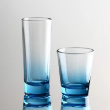 China Custom 1.5 oz gradient blue shot glasses set with heavy base manufacturer