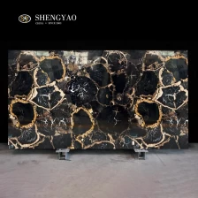 China Grande laje de madeira petrificada preta, fabricante de lajes de pedra semipreciosa polida fabricante