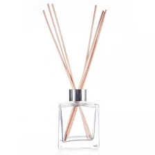 China Square Reed Diffuser Glass Bottle Supplier manufacturer