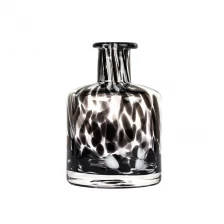 China Empty Room Air Freshier Refillable Diffuser Bottle Handmade Luxury Glass Bottle 9oz On Sale manufacturer