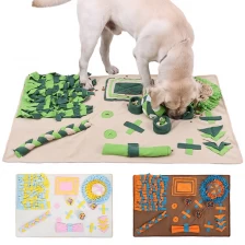 China Interactive Snuffle Dog Puzzle Toys Encourages Natural Foraging Skills Large Breed Dog Smell Training Feeding Mat manufacturer