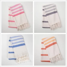 China 100% Cotton Turkish Towel Light Weight Surf Poncho Towel Hooded Towel - COPY - qt4ups Hersteller