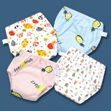 China Fralda de treinamento lavável e reutilizável para bebês Fralda de pano para natação com 6 camadas para bebês fabricante