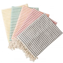 China Cotton Turkish Striped Pool Towel Beach Towel With Tassel manufacturer