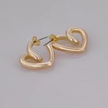 China Brass Heart Shaped Hoop Earring. manufacturer