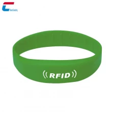 China Wholesale Custom Water Park RFID Bracelet Waterproof NTAG 213 Silicone Wristband manufacturer