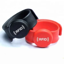 Chine Wholesale haute qualité SLAP Bracelet RFID SLAP Bracelet en silicone NFC bracelet fabricant